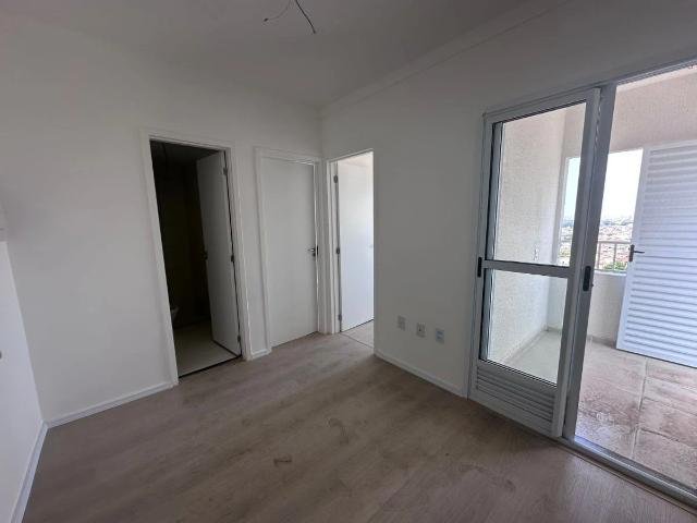 Apartamento venda em Parque Maria Domitila, São Paulo