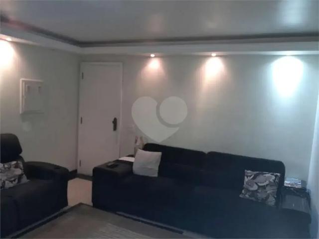 Apartamento venda em Região Imediata de São Paulo, Região Metropolitana de São Paulo