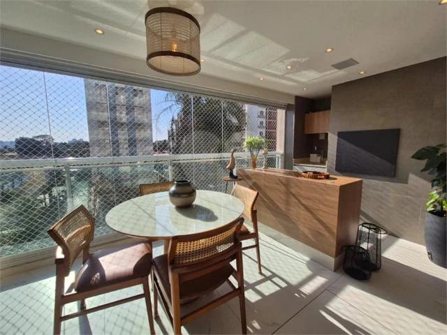 Apartamento venda em Vila Alexandria, São Paulo