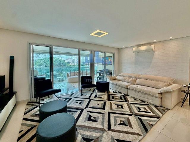 Apartamento venda em Vila Alexandria, São Paulo