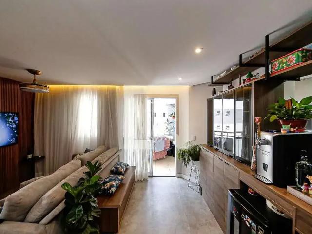Apartamento venda em Região Imediata de São Paulo, Região Metropolitana de São Paulo