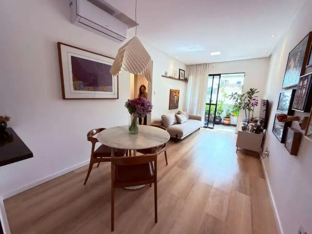 Apartamento venda em Região Geográfica Imediata de Salvador, Região Metropolitana de Salvador