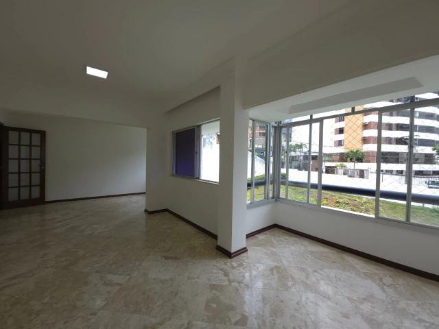 Apartamento venda em Região Geográfica Imediata de Salvador, Região Metropolitana de Salvador