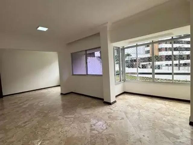 Apartamento venda em Região Geográfica Imediata de Salvador, Região Metropolitana de Salvador