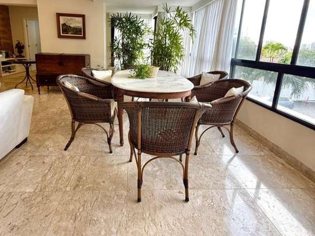 Apartamento venda em Região Geográfica Imediata de Salvador, Região Metropolitana de Salvador