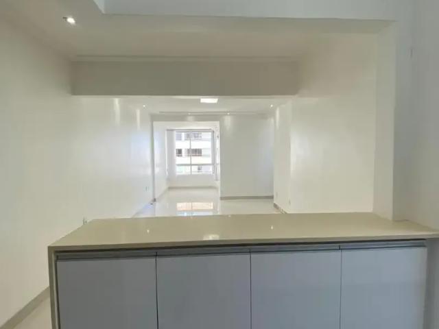 Apartamento venda em Região Geográfica Imediata de Salvador, Região Metropolitana de Salvador