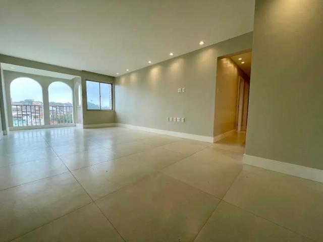 Apartamento venda em Região Geográfica Imediata de Salvador, Região Metropolitana de Salvador