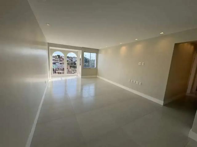Apartamento venda em Região Geográfica Imediata de Salvador, Região Metropolitana de Salvador