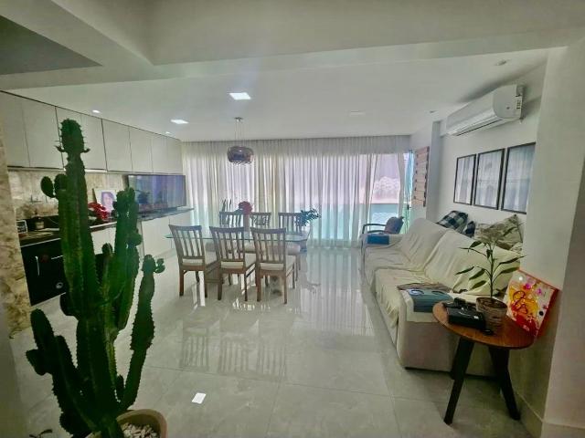 Apartamento venda em Região Geográfica Imediata de Salvador, Região Metropolitana de Salvador