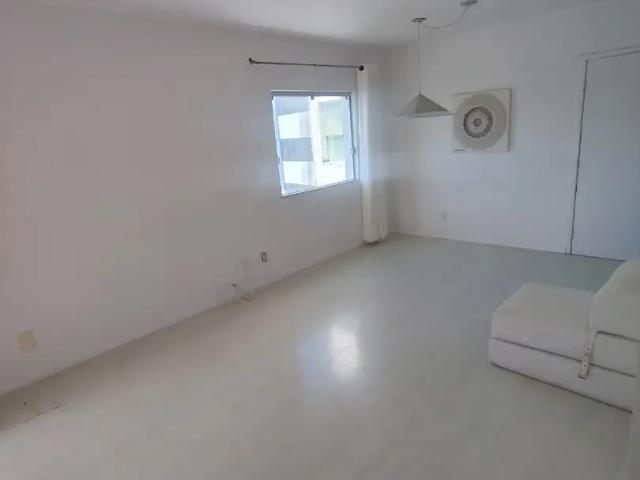 Apartamento venda em Região Geográfica Imediata de Salvador, Região Metropolitana de Salvador