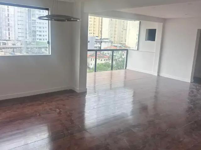 Apartamento venda em Região Geográfica Imediata de Salvador, Região Metropolitana de Salvador