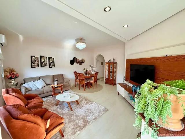 Apartamento venda em Região Geográfica Imediata de Santa Maria, Santa Maria