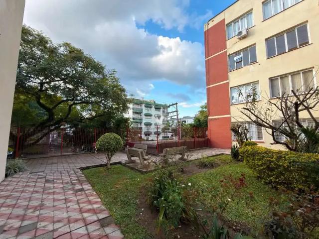 Apartamento venda em Região Geográfica Imediata de Santa Maria, Santa Maria