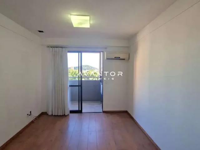 Apartamento venda em Região Geográfica Imediata de Santa Maria, Santa Maria