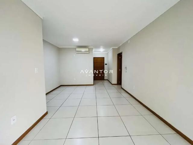 Apartamento venda em Região Geográfica Imediata de Santa Maria, Santa Maria