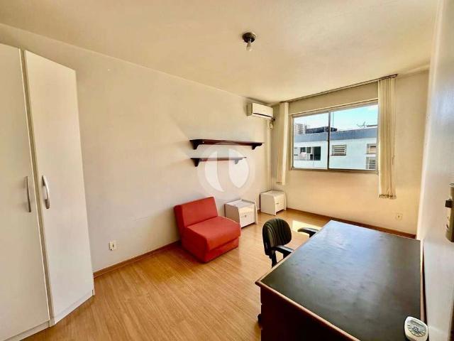 Apartamento venda em Centro, Santa Maria