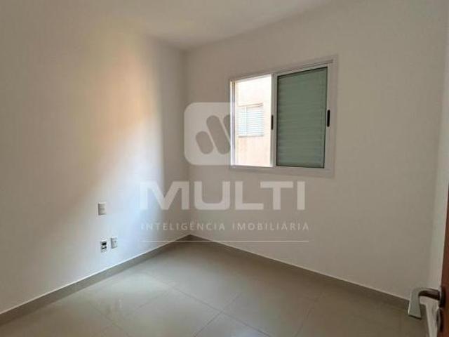 Apartamento venda em Região Geográfica Imediata de Uberlândia, Oliveira Fortes