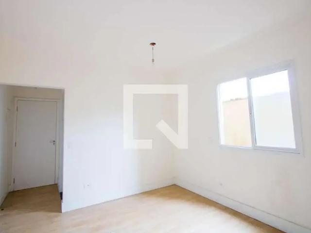Apartamento venda em Parque Industriário, Santo André