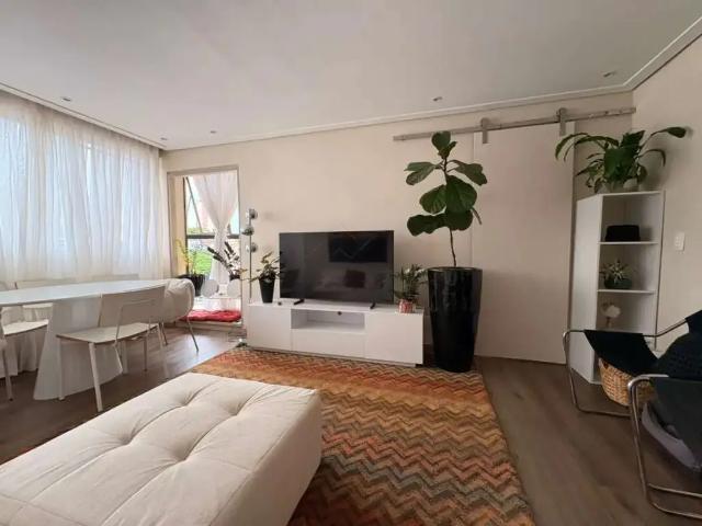 Apartamento venda em Região Imediata de São Paulo, Região Metropolitana de São Paulo