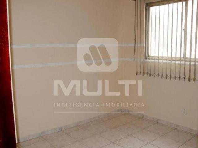 Apartamento venda em Região Geográfica Imediata de Uberlândia, Oliveira Fortes
