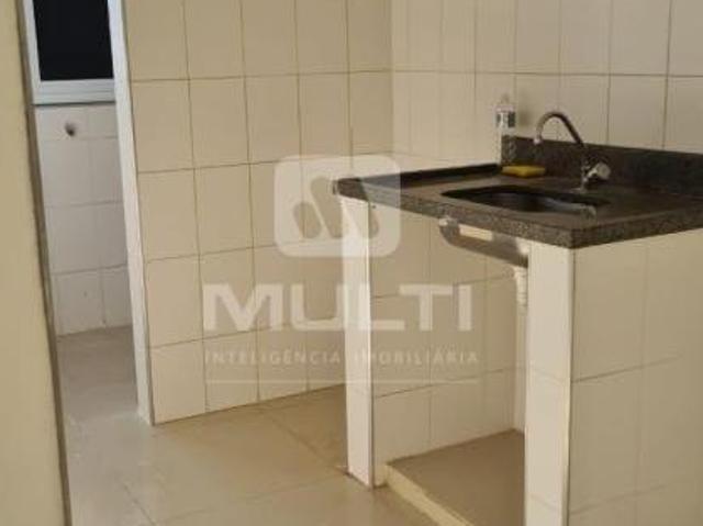 Apartamento venda em Região Geográfica Imediata de Uberlândia, Oliveira Fortes