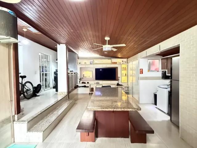 Apartamento venda em Região Geográfica Imediata de Vitória, Região Metropolitana da Grande Vitória