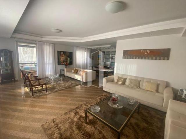 Apartamento venda em Região Geográfica Imediata de Goiânia, Goiânia