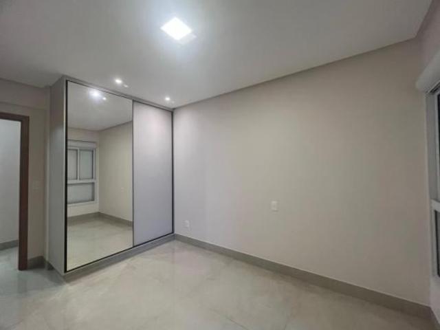 Apartamento venda em Região Geográfica Imediata de Goiânia, Goiânia