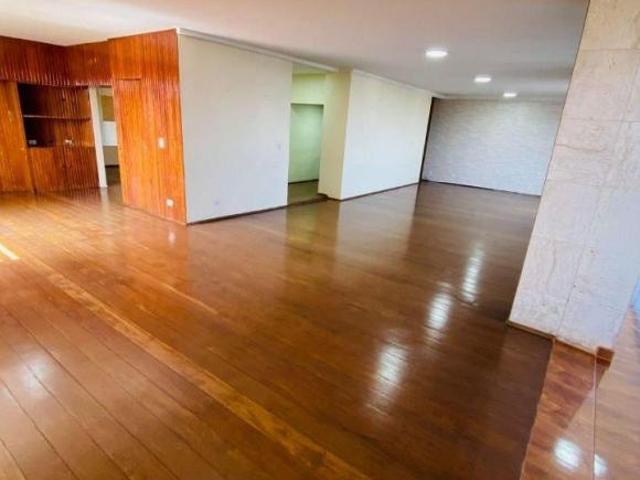 Apartamento venda em Região Geográfica Imediata de Goiânia, Goiânia