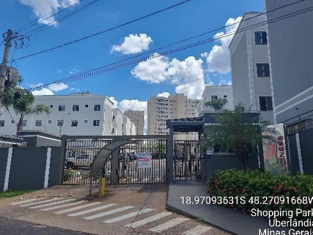 Apartamento venda em Região Geográfica Imediata de Uberlândia, Oliveira Fortes