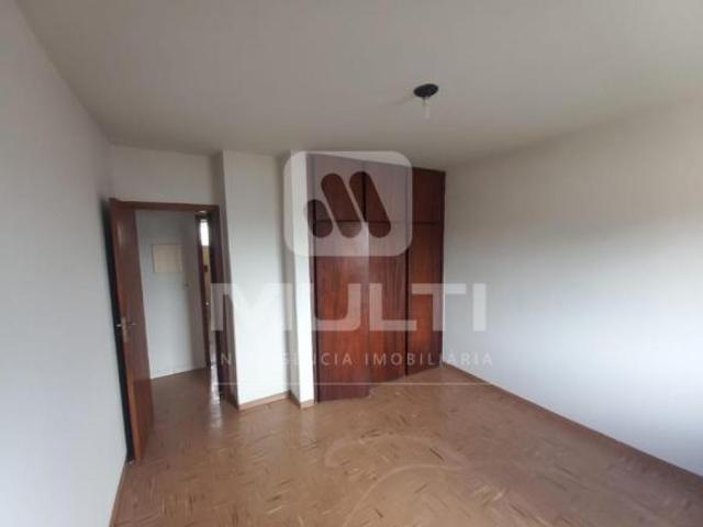 Apartamento venda em Região Geográfica Imediata de Uberlândia, Oliveira Fortes