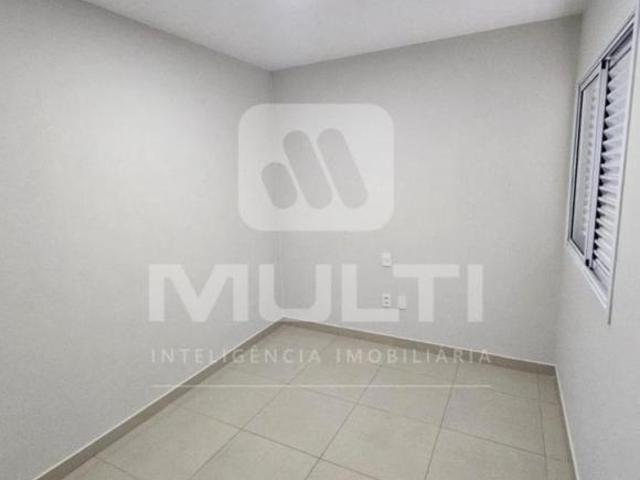 Apartamento venda em Região Geográfica Imediata de Uberlândia, Oliveira Fortes