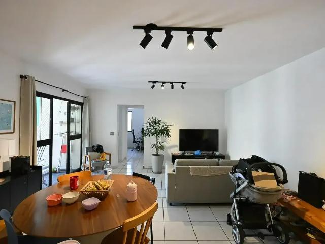Apartamento venda em Região Imediata de São Paulo, Região Metropolitana de São Paulo