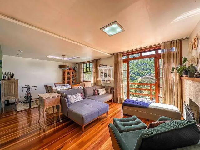 Apartamento venda em Região Geográfica Imediata de Petrópolis, Teresópolis