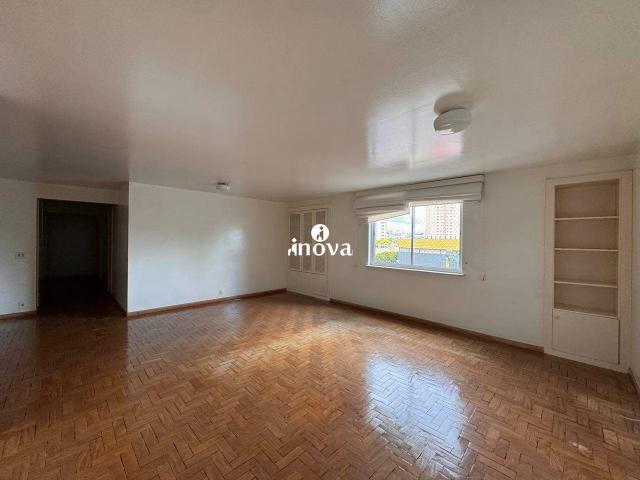 Apartamento venda em Uberaba, Região Geográfica Intermediária de Uberaba