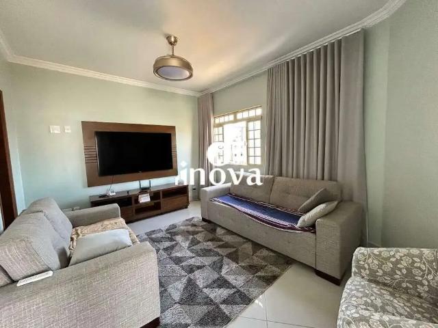 Apartamento venda em Uberaba, Região Geográfica Intermediária de Uberaba