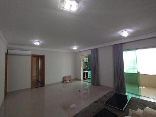 Apartamento venda em Santa Mônica, Uberlândia