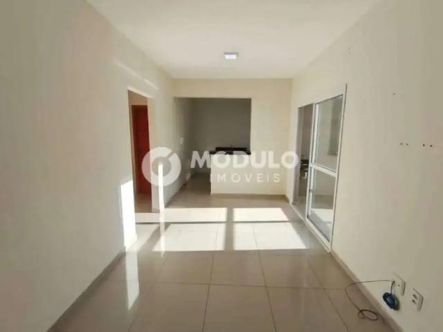 Apartamento venda em Região Geográfica Imediata de Uberlândia, Oliveira Fortes