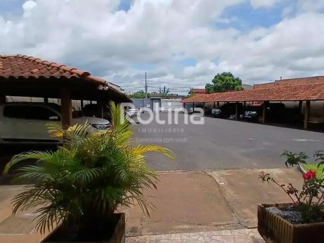 Apartamento venda em Região Geográfica Imediata de Uberlândia, Oliveira Fortes