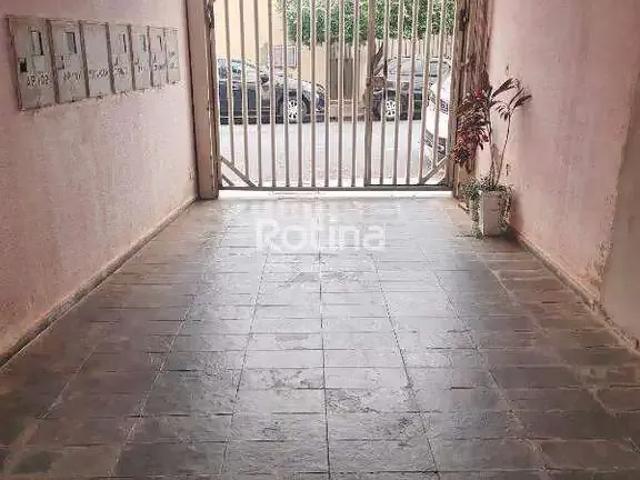 Apartamento venda em Região Geográfica Imediata de Uberlândia, Oliveira Fortes