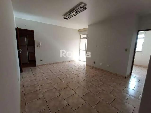 Apartamento venda em Região Geográfica Imediata de Uberlândia, Oliveira Fortes