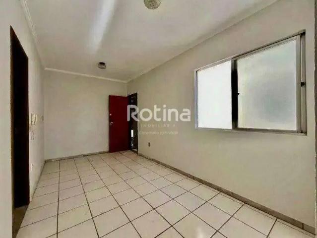 Apartamento venda em Região Geográfica Imediata de Uberlândia, Oliveira Fortes