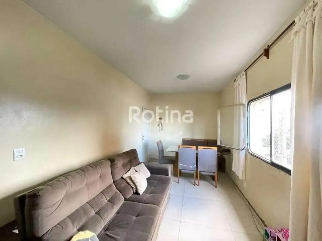 Apartamento venda em Região Geográfica Imediata de Uberlândia, Oliveira Fortes