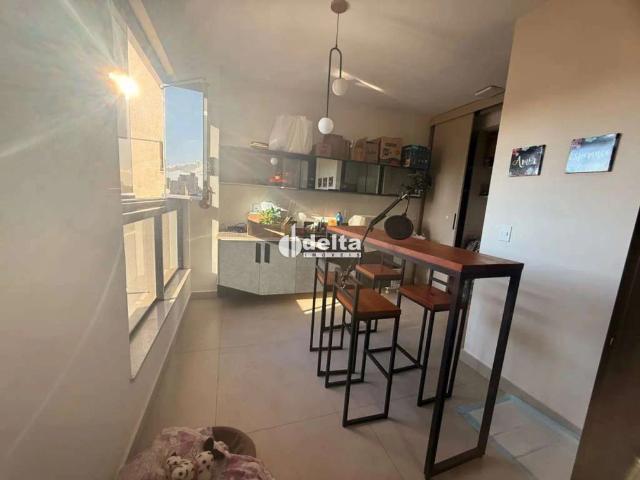 Apartamento venda em Setor Central, Uberlândia