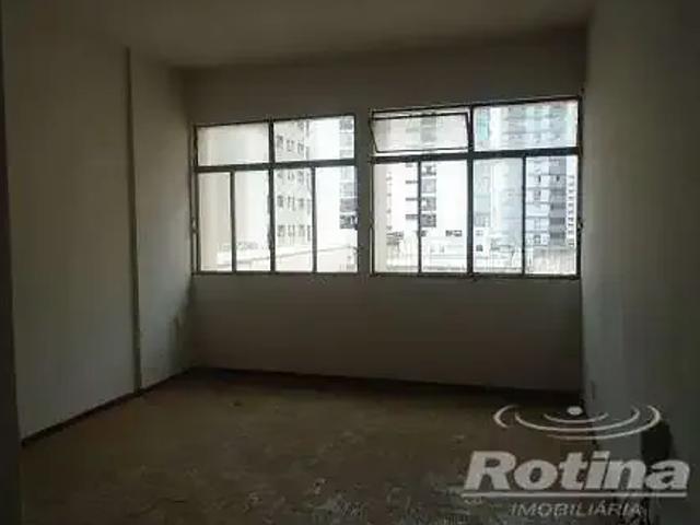 Apartamento venda em Região Geográfica Imediata de Uberlândia, Oliveira Fortes