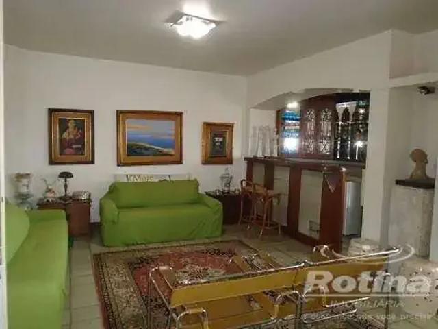 Apartamento venda em Região Geográfica Imediata de Uberlândia, Oliveira Fortes