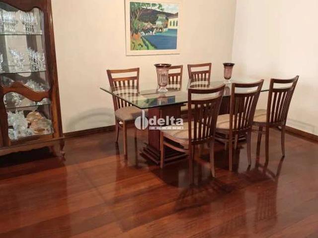Apartamento venda em Setor Central, Uberlândia