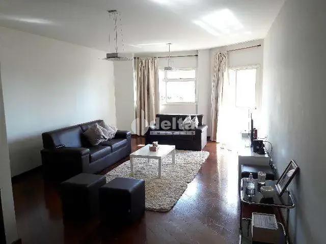 Apartamento venda em Região Geográfica Imediata de Uberlândia, Oliveira Fortes