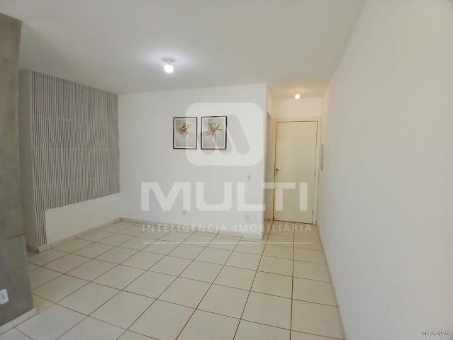 Apartamento venda em Região Geográfica Imediata de Uberlândia, Oliveira Fortes