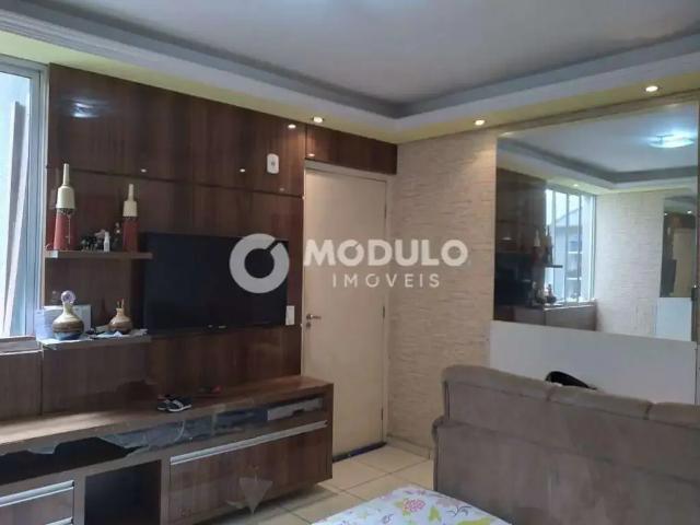 Apartamento venda em Região Geográfica Imediata de Uberlândia, Oliveira Fortes
